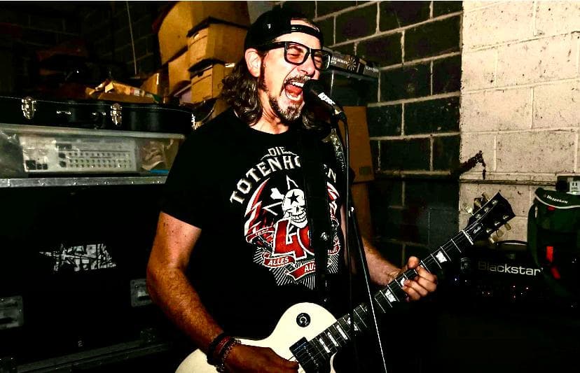 Col Smith live